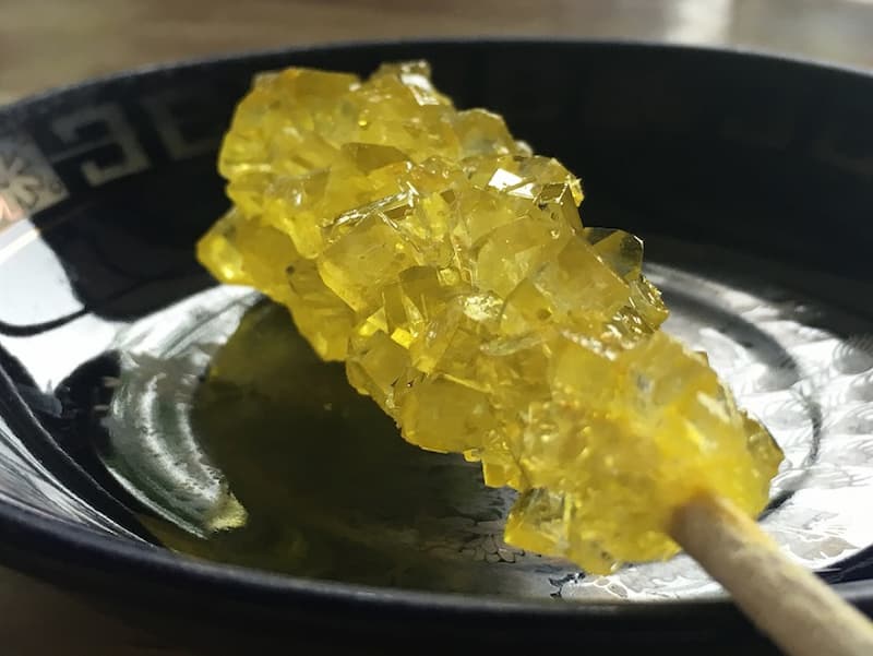 نبات زعفرانی چوبدار مناسب مهمانی و عرضه عمده